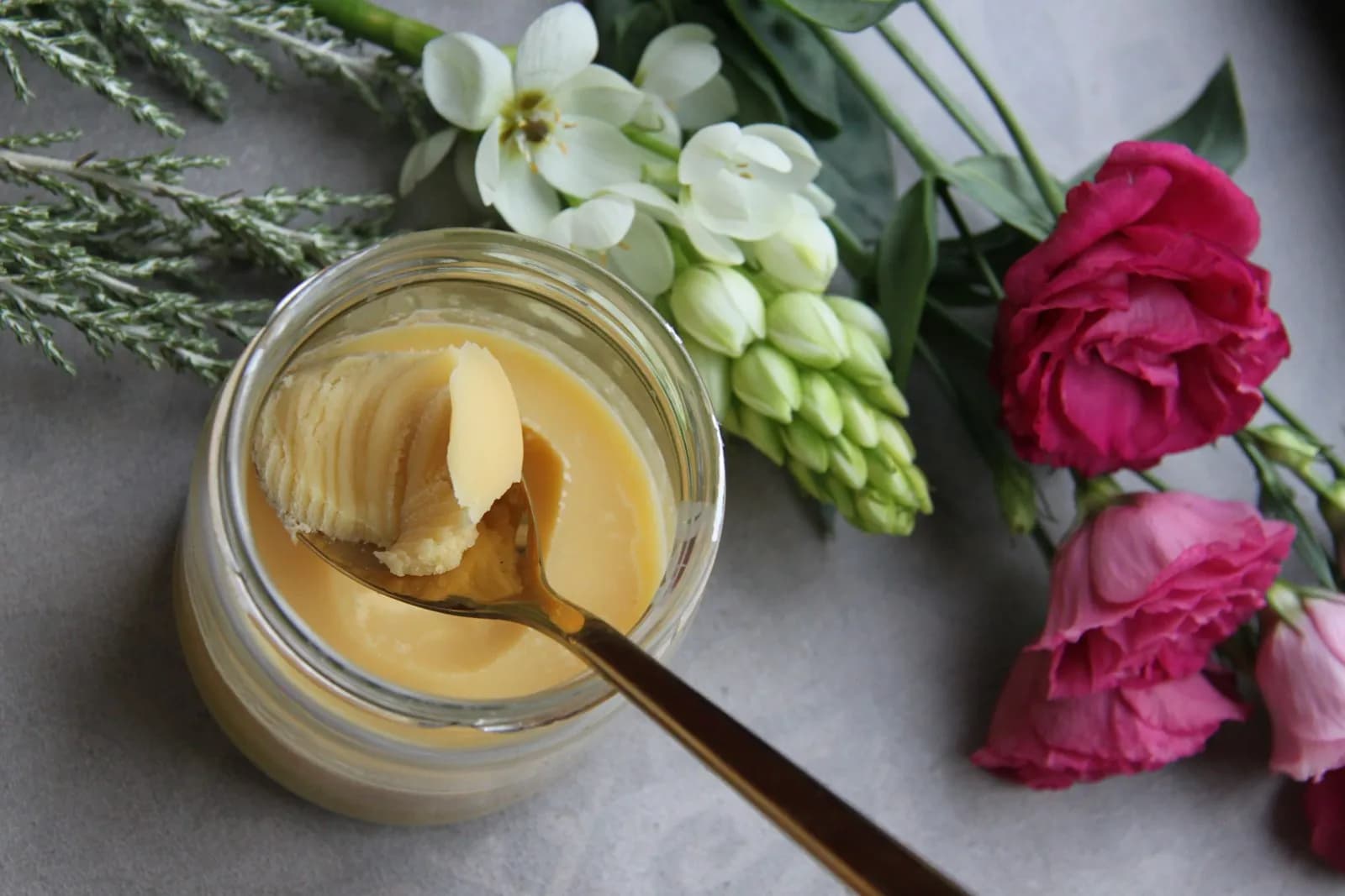 Shea butter body cream, 500 g (sample photo)